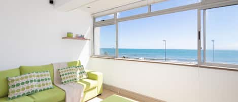 อพาร์ทเมนท์ (0 Bedroom) | ภายใน