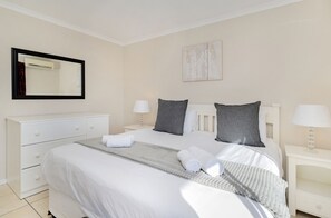3 bedrooms, free WiFi - Ocean Tides 35 (Cape Town)