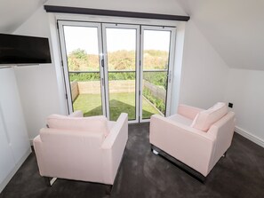 Cottage | Interior - Maritos (Holywell)