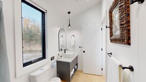 Bathroom - "Hjort (Deer)" Brand NEW LUXE Tiny Cabin located within the Alps of Hochatown! (Broken Bow)