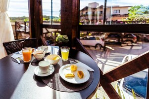 Free daily full breakfast