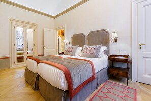 2 habitaciones, wifi gratis y ropa de cama 