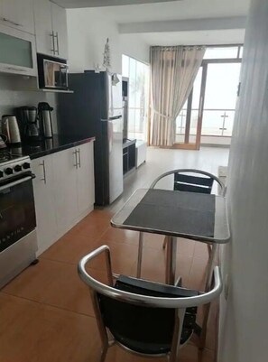 Køleskab, kogeplade
