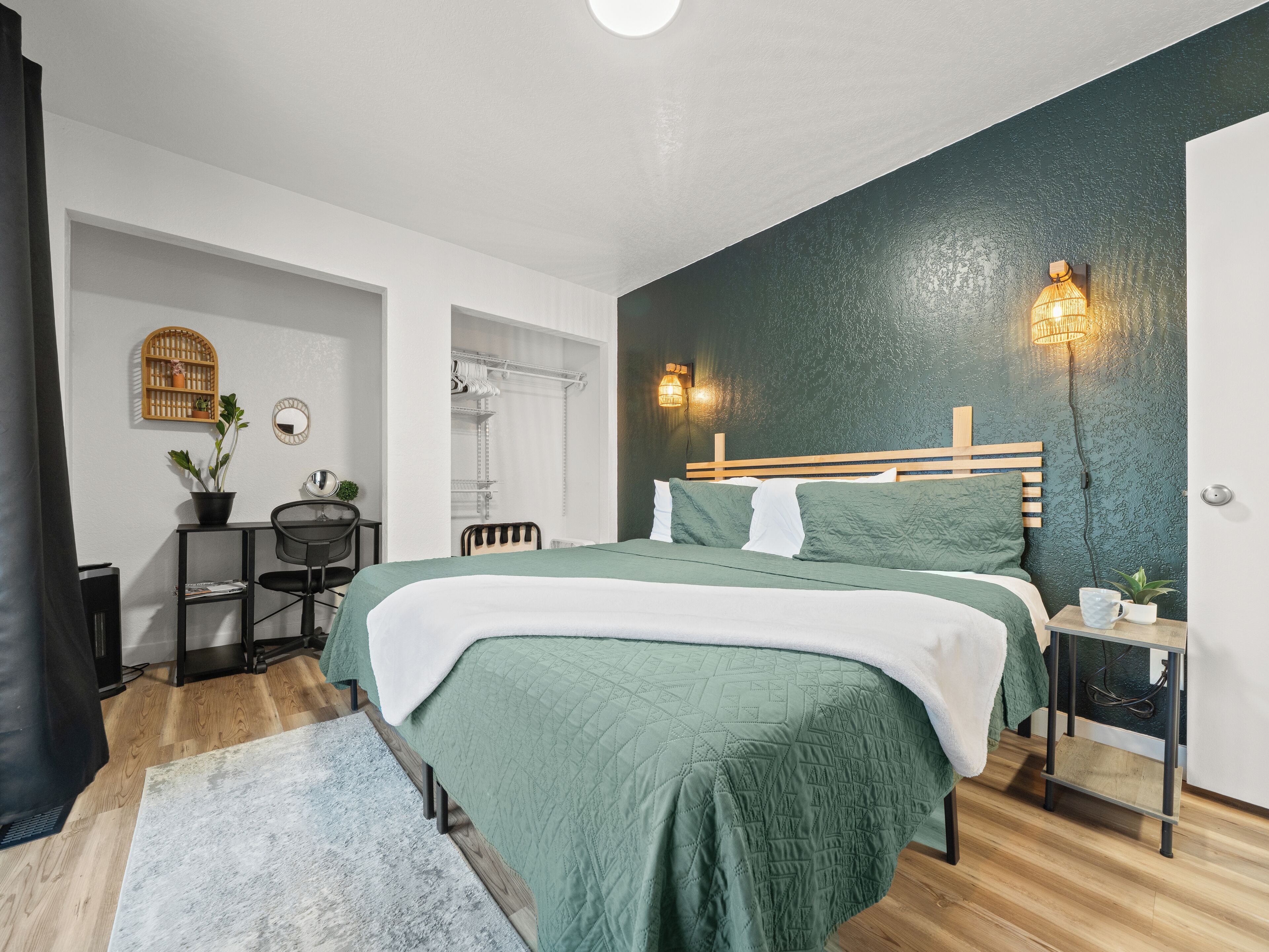 2 多间卧室、熨斗/熨衣板、WiFi、床单