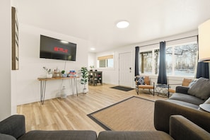 Smart TV - Your Pet & Family Friendly Single Story AK Basecamp Near Downtown Wasilla (Wasilla)