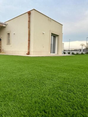 Property grounds - Mediterranean Villa (Sicilia)