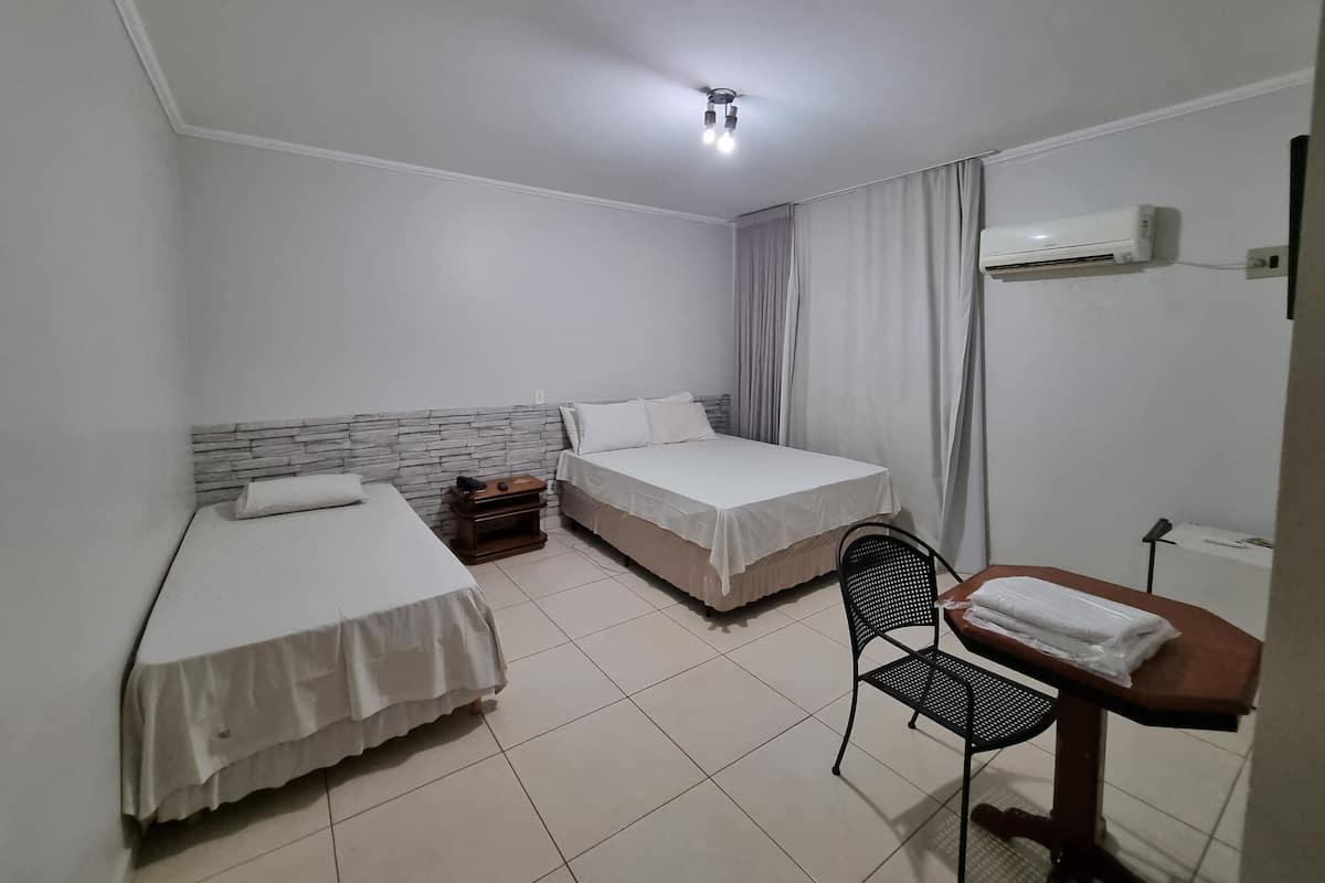 Chambre Standard avec lits jumeaux, 2 lits une place