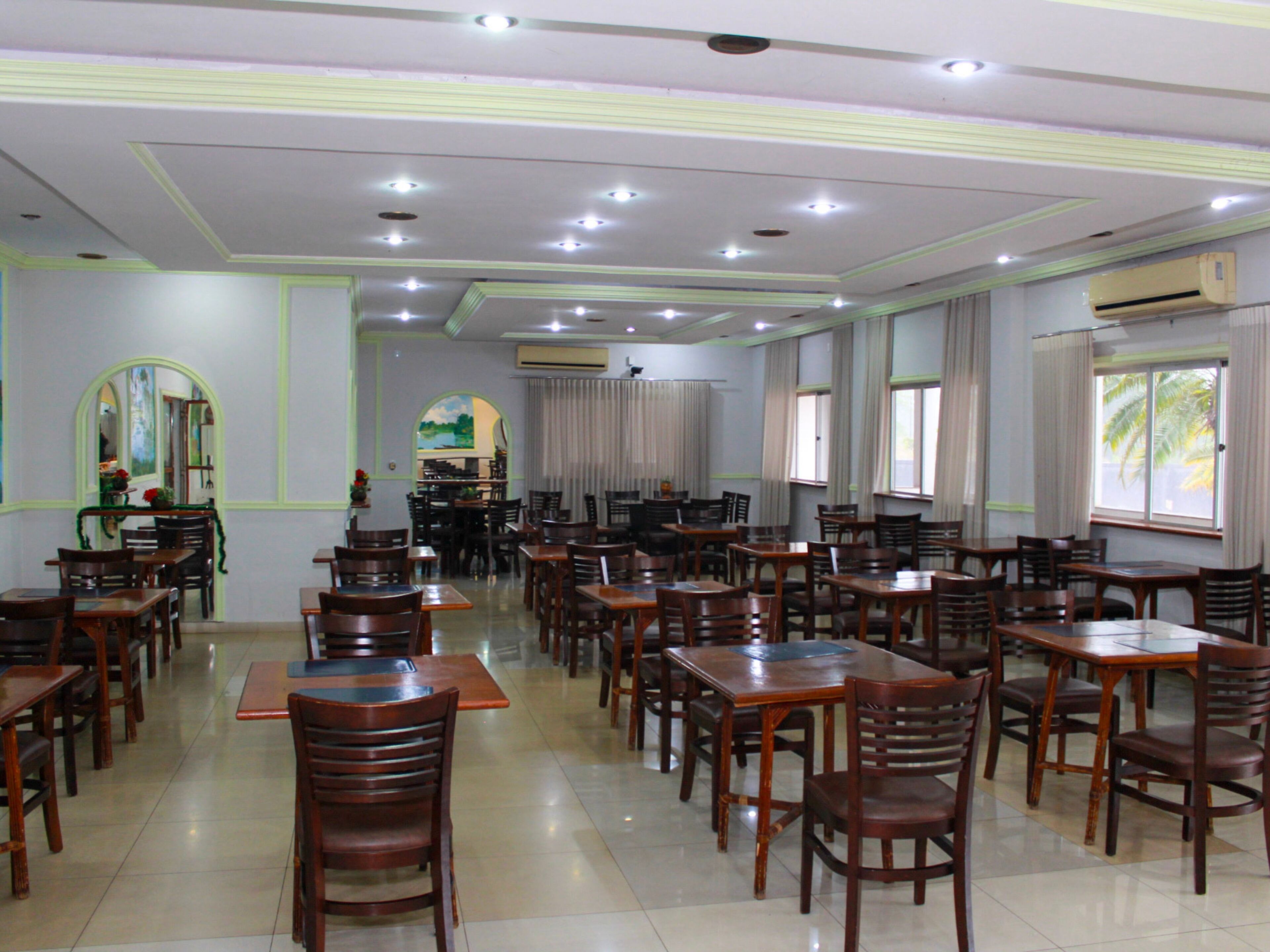 Cà phê và/hoặc dụng cụ pha