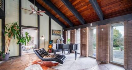 Sugarhouse: Modern-Mid Century Gem