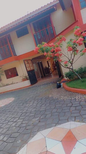 Front of property - Hostal Cuba Dance Garden (Managua)