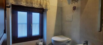 Alloggio Turistico di Patrizia ,a Pochi Passi dal Borgo di Civita