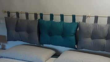 1 bedroom, desk, iron/ironing board, free WiFi