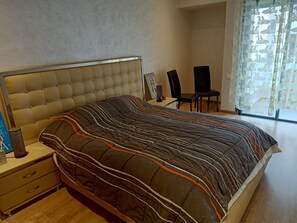 3 bedrooms, iron/ironing board, WiFi, bed sheets - Appartement Luxe.piscine et Plage Sable D'or (Harhoura)