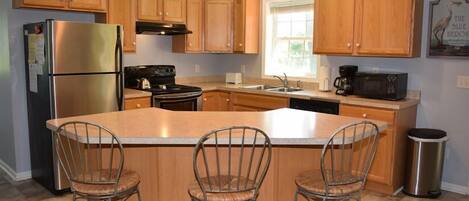 Microwave, dishwasher