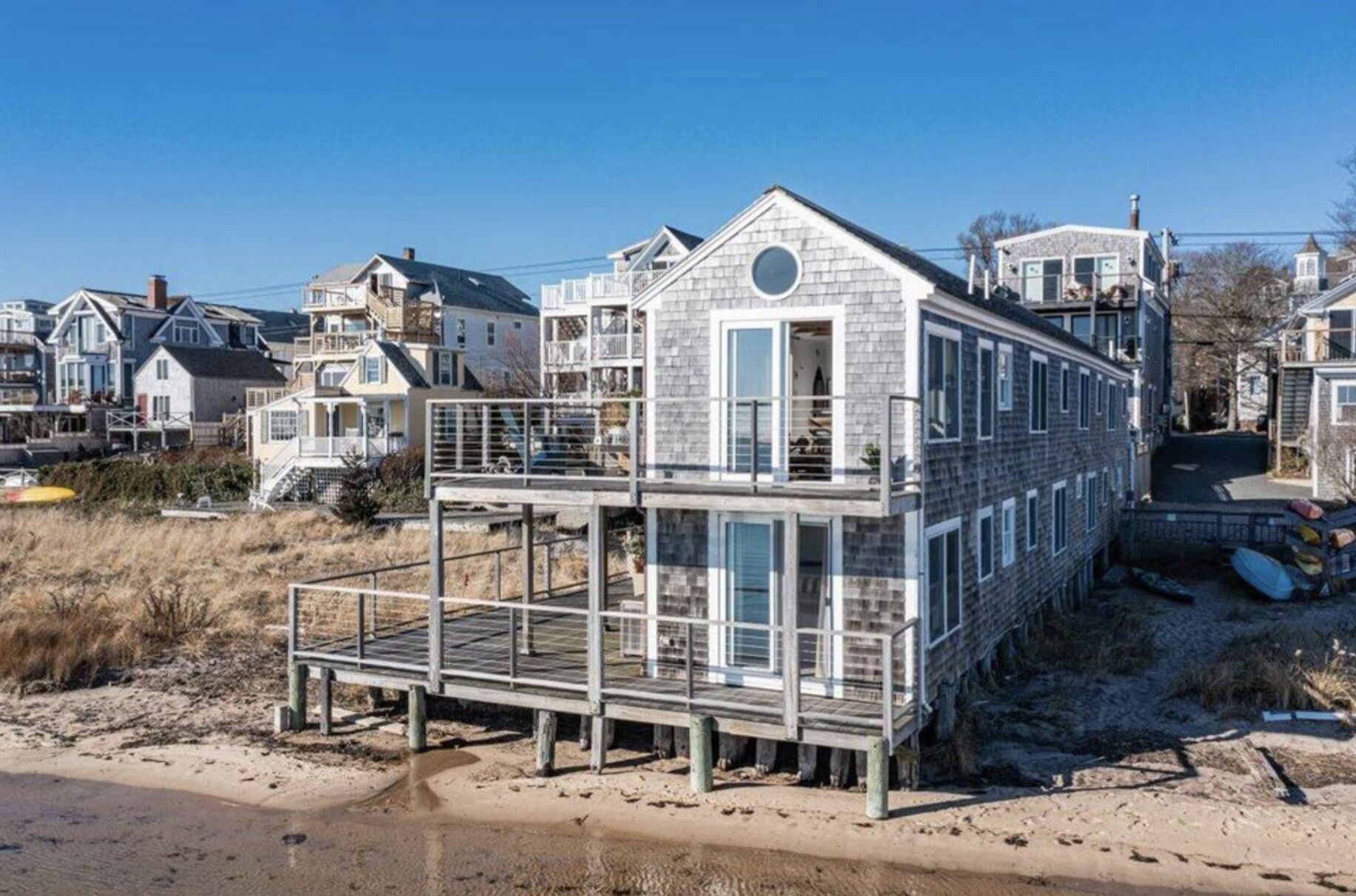 Breathtaking Waterfront Rental