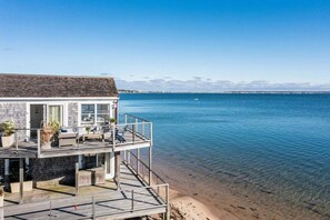 Property grounds - Breathtaking Waterfront Rental (Provincetown)
