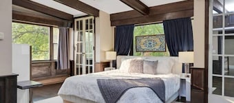 Grand Carriage House near West Point & Beacon