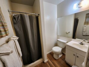 Shower, towels