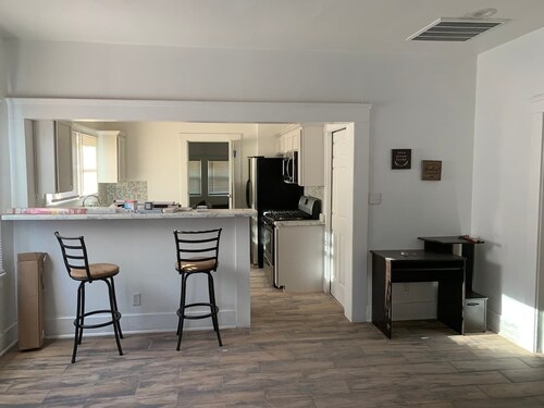 🏡⭐️Charming 2 bed. historical house -Centrl El Paso
