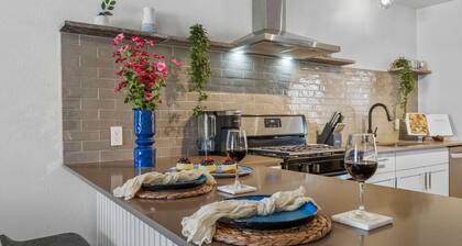 Santorini Inspired | Firepit | Grill I Yoga