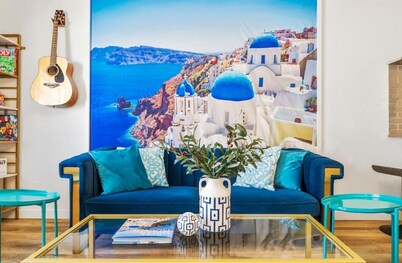 Santorini Inspired | Firepit | Grill I Yoga