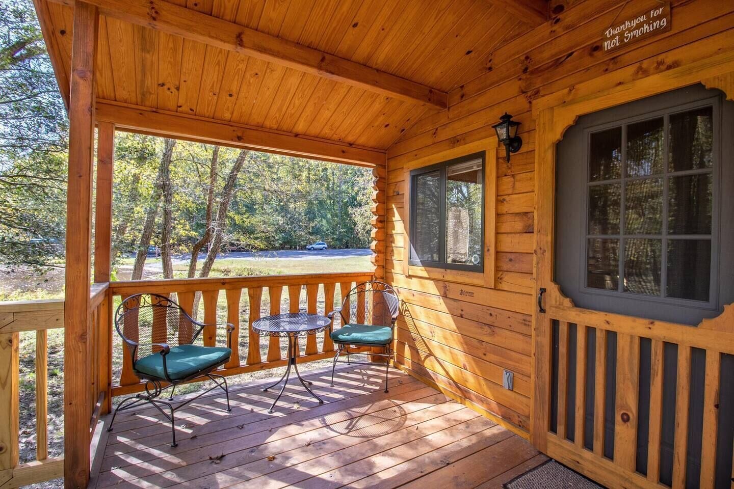 Standard Cabin, Kitchenette, Lake View | Free WiFi, bed sheets