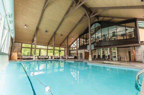 Pet Friendly, 2 King Beds, Gym, Pool