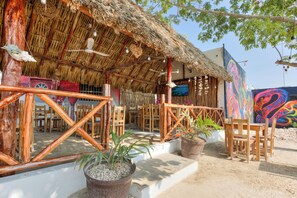 Restaurant - Posada Las Coloradas (Rio Lagartos)