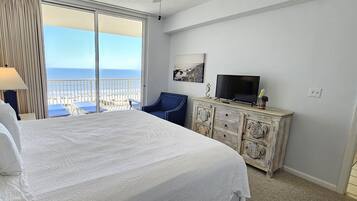 3 bedrooms, iron/ironing board, internet, bed sheets