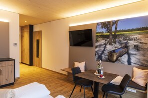 商务公寓, 1 张特大床, 无障碍 | 高档床上用品、羽绒被、特色装修、笔记本电脑工作区