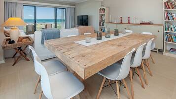 Rumah (4 Bedrooms) | Interior