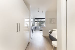 Apartment (0 Bedroom) | Interior