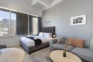 Apartment (0 Bedroom) | Interior