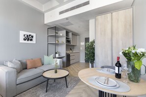 Apartment (0 Bedroom) | Interior