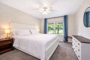 4 bedrooms, desk, iron/ironing board, free WiFi