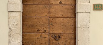 Castle-view holiday home nestled in national park
