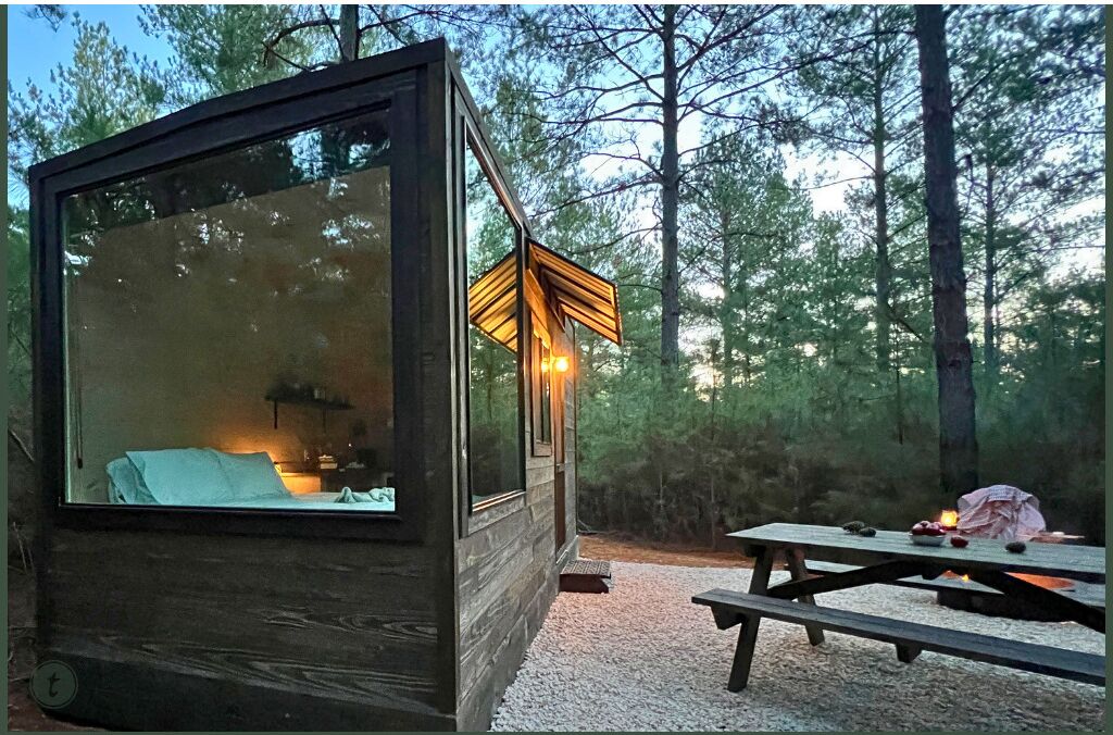 tranquil cabins studio - Tranquil Cabins Studio for 2 nestled in the East Texas pines.