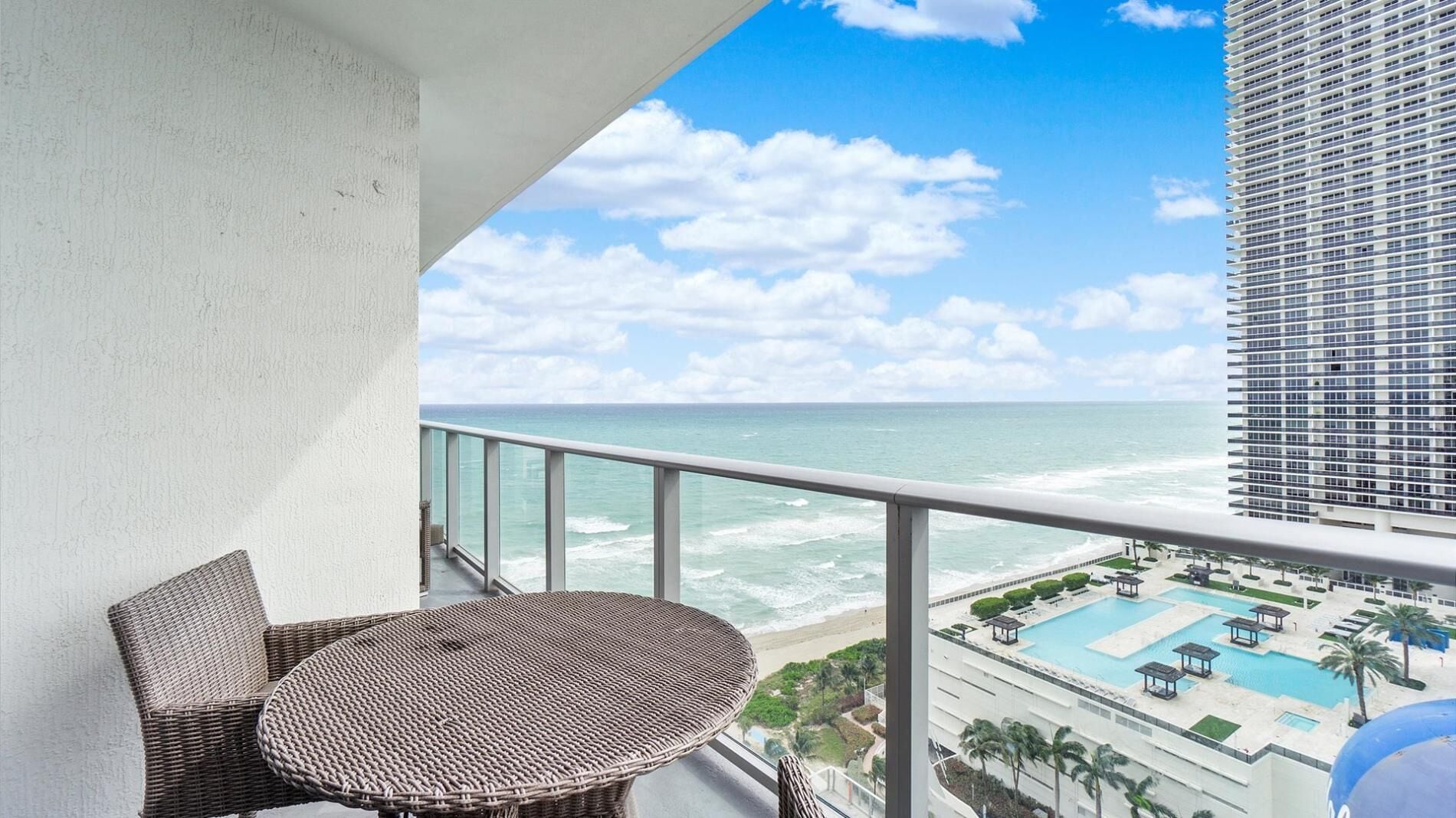 2 BR Beach condo ocean views on 18th floor