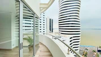 Business Apartment | Terrace/patio