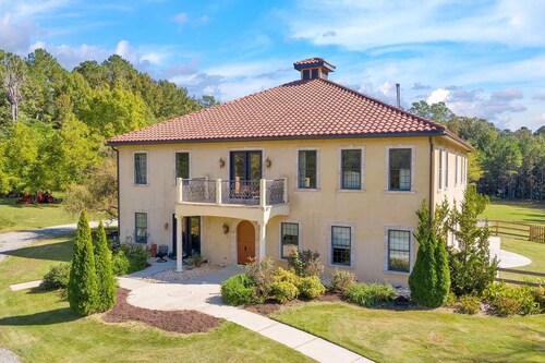 Fabulous Six Bedroom Jordan Lake Tuscan Villa.