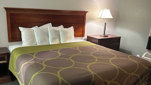 Kamar Basic, 1 Tempat Tidur King, Bebas Asap Rokok | 1 kamar tidur, Wi-Fi gratis, dan seprai linen