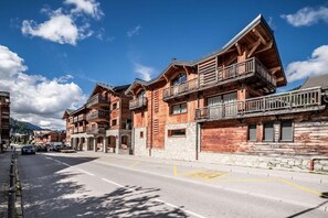 Exterior - 20m from resort center, 1st floor, balcony, parking, tv, 89m², Morzine (Morzine)