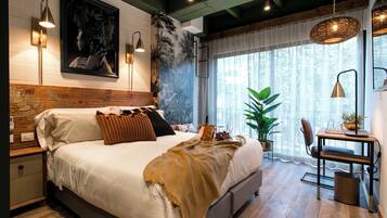 Habitación superior | Escritorio, espacio para trabajar con laptop y wifi gratis