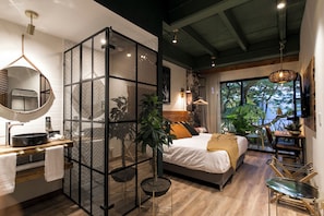 Deluxe With Balcony - Hotel Celestino Boutique (Medellín)