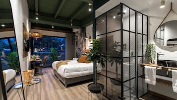 Superior Room | 1 bedroom, desk, laptop workspace, free WiFi