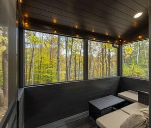 Interior - The Owl's Nest Tiny Home  - Pet Friendly (Hadley)