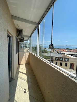 Quarto 12 | Balcón