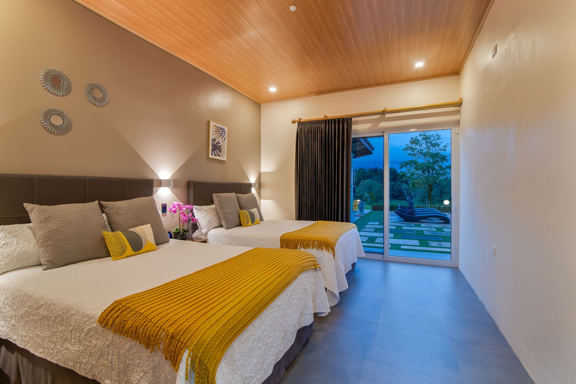 4 bedrooms, free WiFi, bed sheets