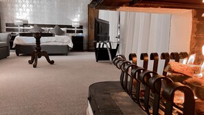 Laptop workspace, free WiFi, bed sheets - Casa Blanca Boutique Hotel Pension (Windhoek)