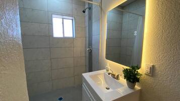Sapone, carta igienica